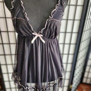 Victoria's Secret chemise, L